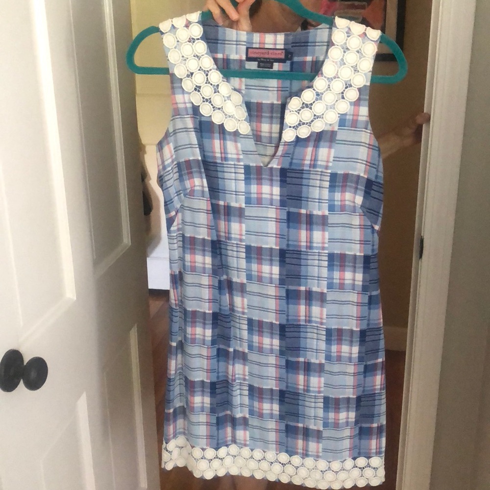Vineyard vines dress!